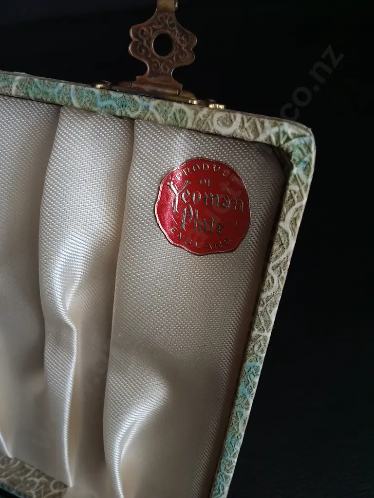 SET OF VINTAGE SILVERPLATED YEOMAN SPOONS Image 1++