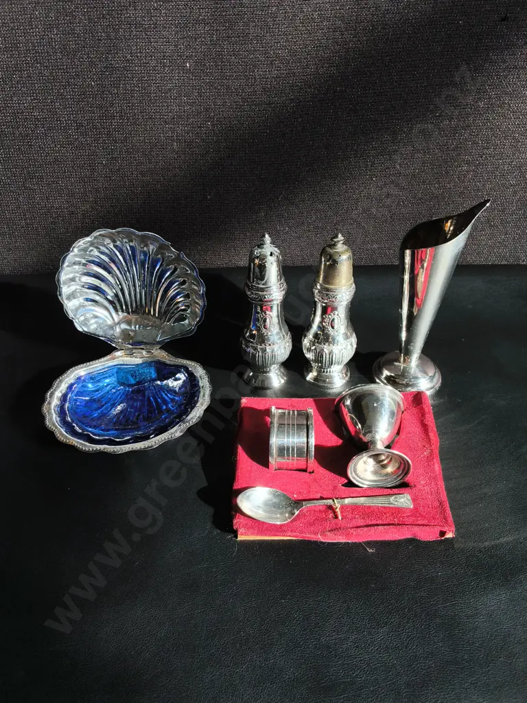 VINTAGE SILVER PLATED TABLEWARE AND CRUET ITEMS, 7 PIECES, TALLEST H 15 CM Image 1++