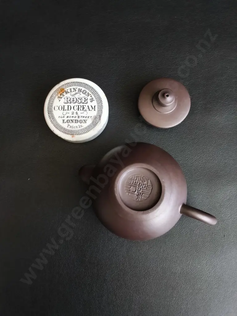 YIXING ZISHA PURPLE CLAY TEAPOT H 8 CM, VINTAGE POT LID, AND VINTAGE FOLDING RULER Image 1++