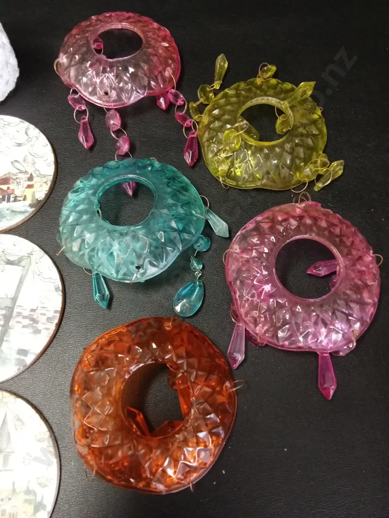 GLASSES H8CM, COASTERS AND LAMP TOPPERS Image 1++