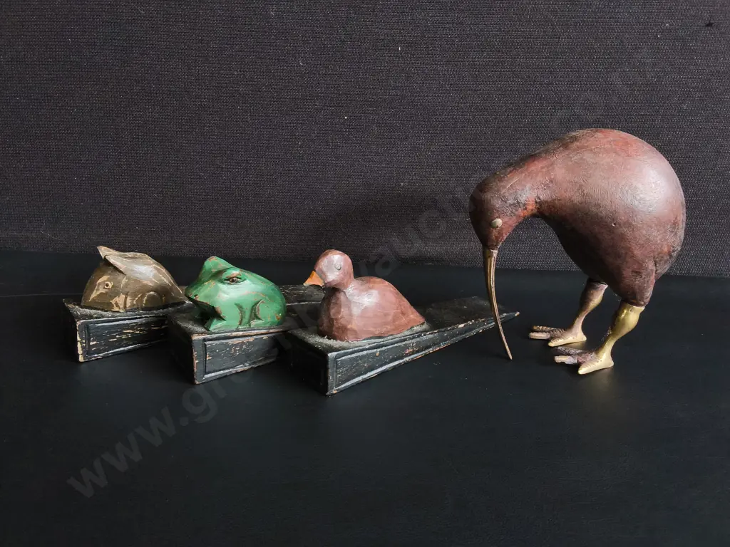 HAND CARVED WOODEN ANIMAL DOOR STOPS AND DECORATIVE KIWI, TALLEST H 16 CM, DAMAGE PICTURED Image 1++