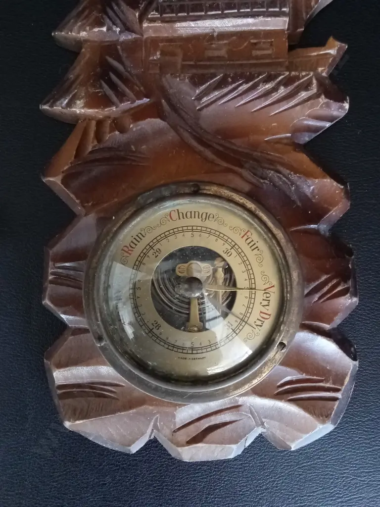 COLLECTION OF VINTAGE BAROMETERS, THERMOMETERS, AND CLOCK Image 1++