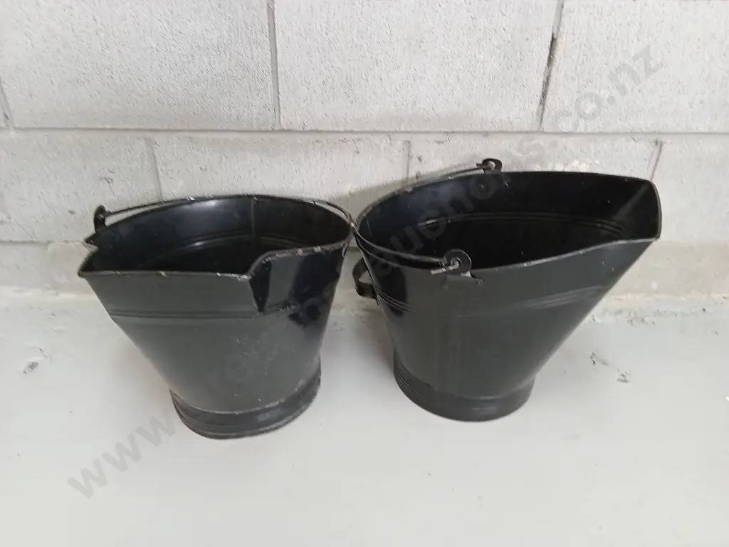 PAIR OF BLACK METAL COAL BUCKETS Image 1++