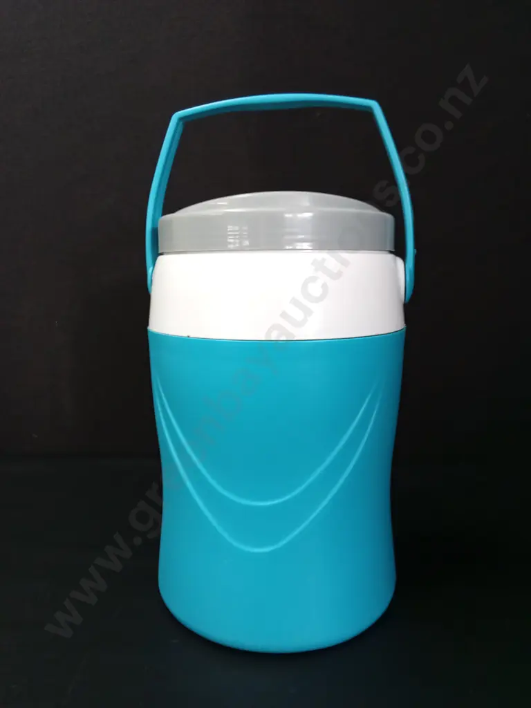PINNACLE 2 GALLON INSULATED COOLER JUG Image 1++