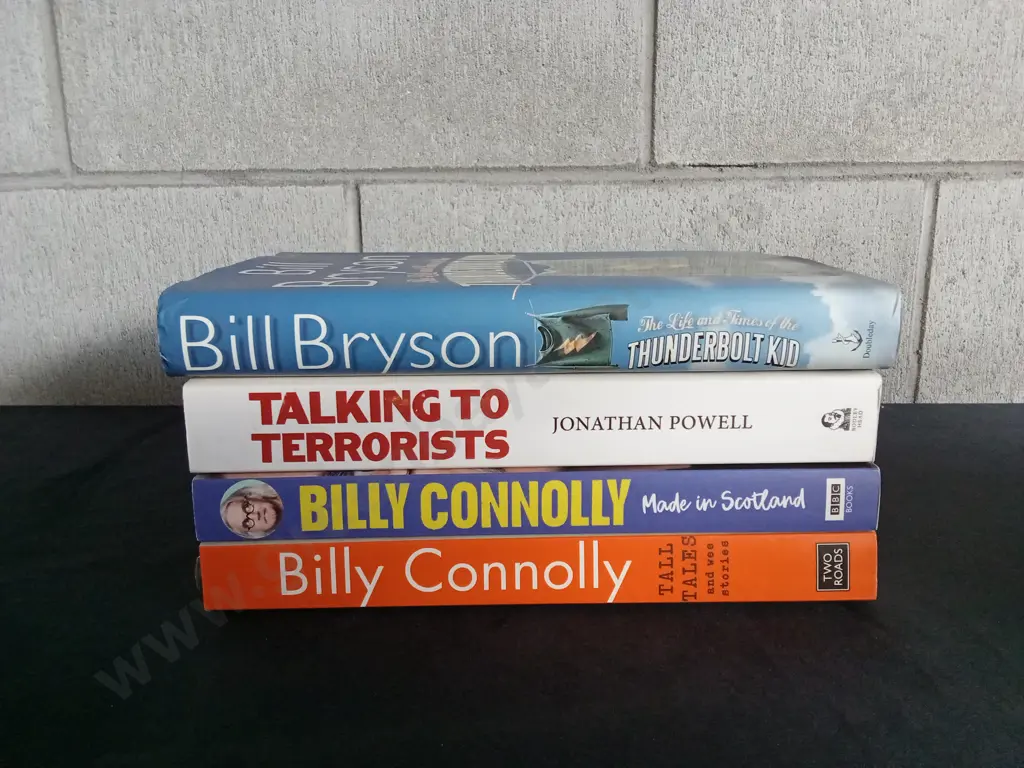 4 BOOKS Image 1++