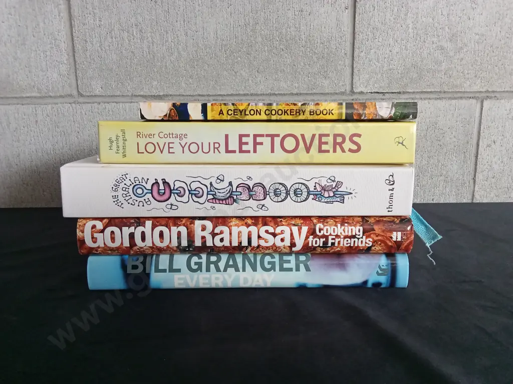 COLLECTION OF 5 COOKBOOKS Image 1++