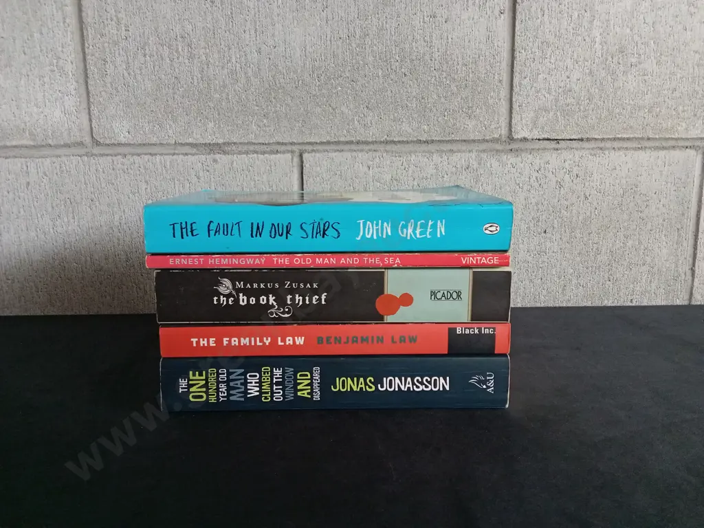 5 BOOKS Image 1++