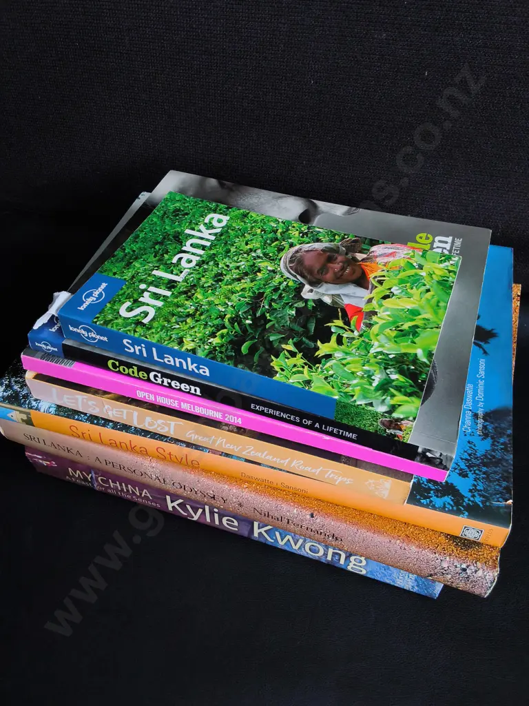 7 TRAVEL AND LIFESTYLE BOOKS Image 1++
