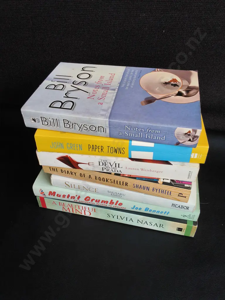 MIX OF 7 NOVELS Image 1++