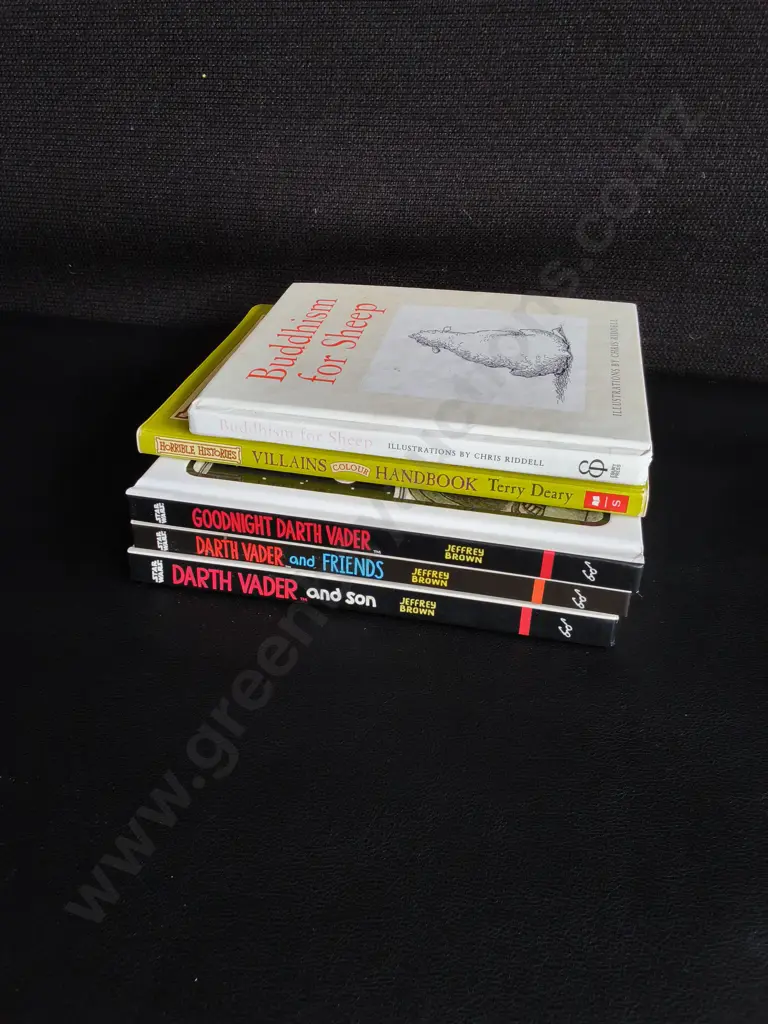 5 CHILDRENS BOOKS Image 1++