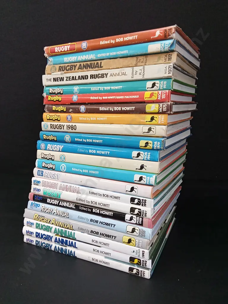 22 RUGBY ANNUAL BOOKS Image 1++