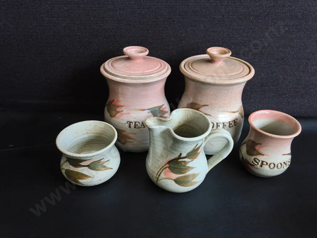 VINTAGE CERAMIC KITCHENWARE SET, 13 PIECES, TALLEST H 18 CM, DAMAGE PICTURED Image 1++