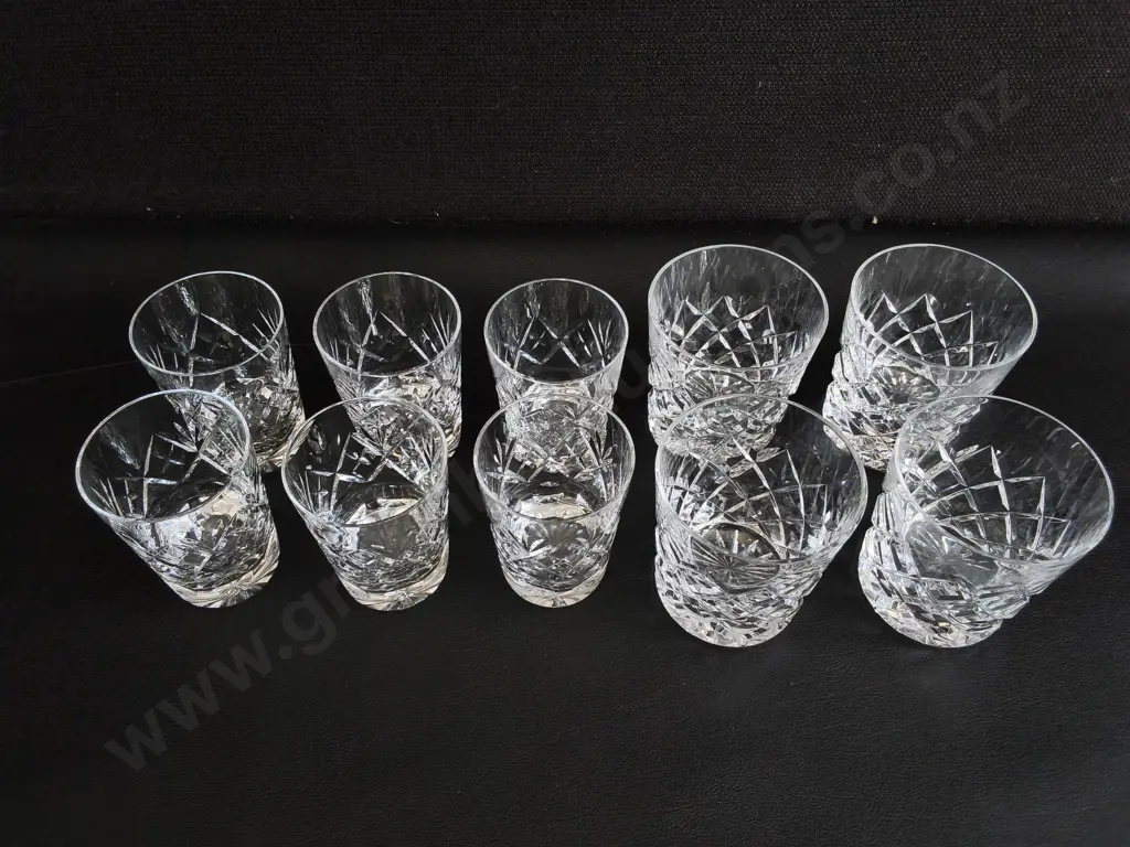 VINTAGE CUT GLASS WHISKEY TUMBLERS AND LOWBALL GLASSES, 10 TOTAL, TALLEST H 7 CM Image 1++