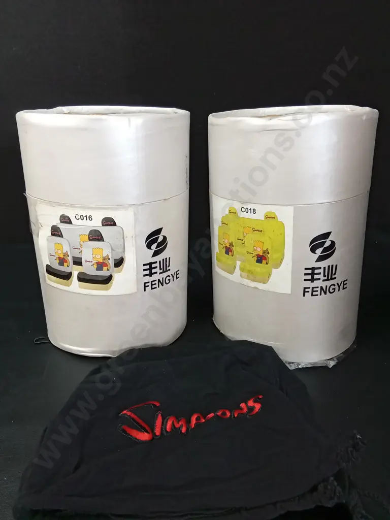 SIMPSONS SEAT COVERS Image 1++