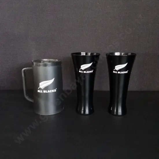 ALL BLACKS ALCOHOL GLASSES AND JUG