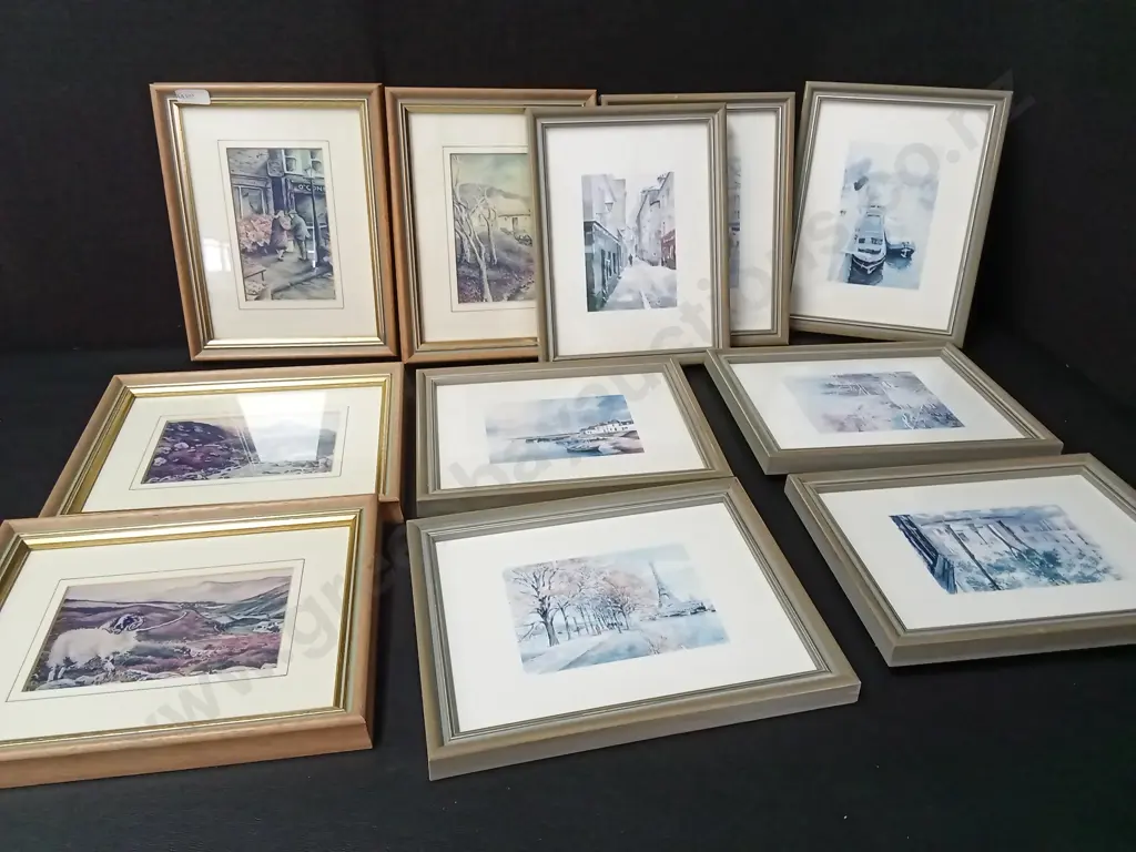 11 PHOTO FRAMES 22 X 17CM Image 1++
