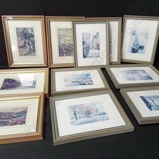 11 PHOTO FRAMES 22 X 17CM