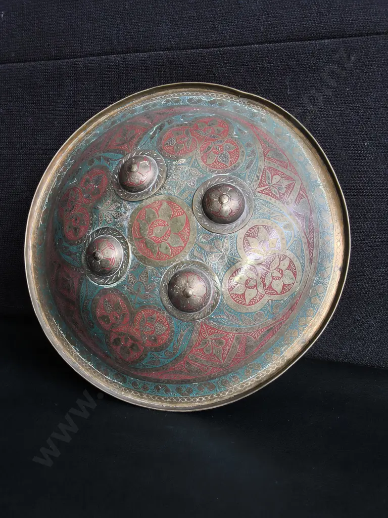 ANTIQUE INDO PERSIAN ENAMELED BRASS DHAL SHIELD (BENARES STYLE BUCKLER), W 30 CM Image 1++