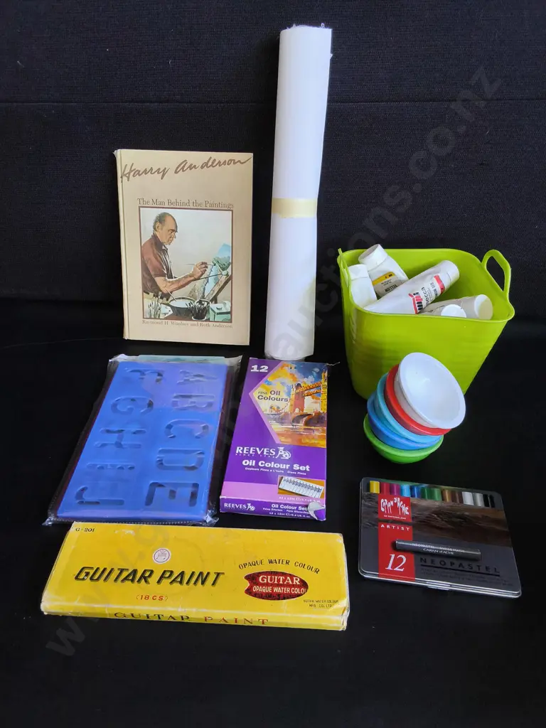 MIX OF ART SUPPLIES, INCLUDING OIL PAINTS, WATER COLOUR PAINTS, AND OIL PASTELS Image 1++