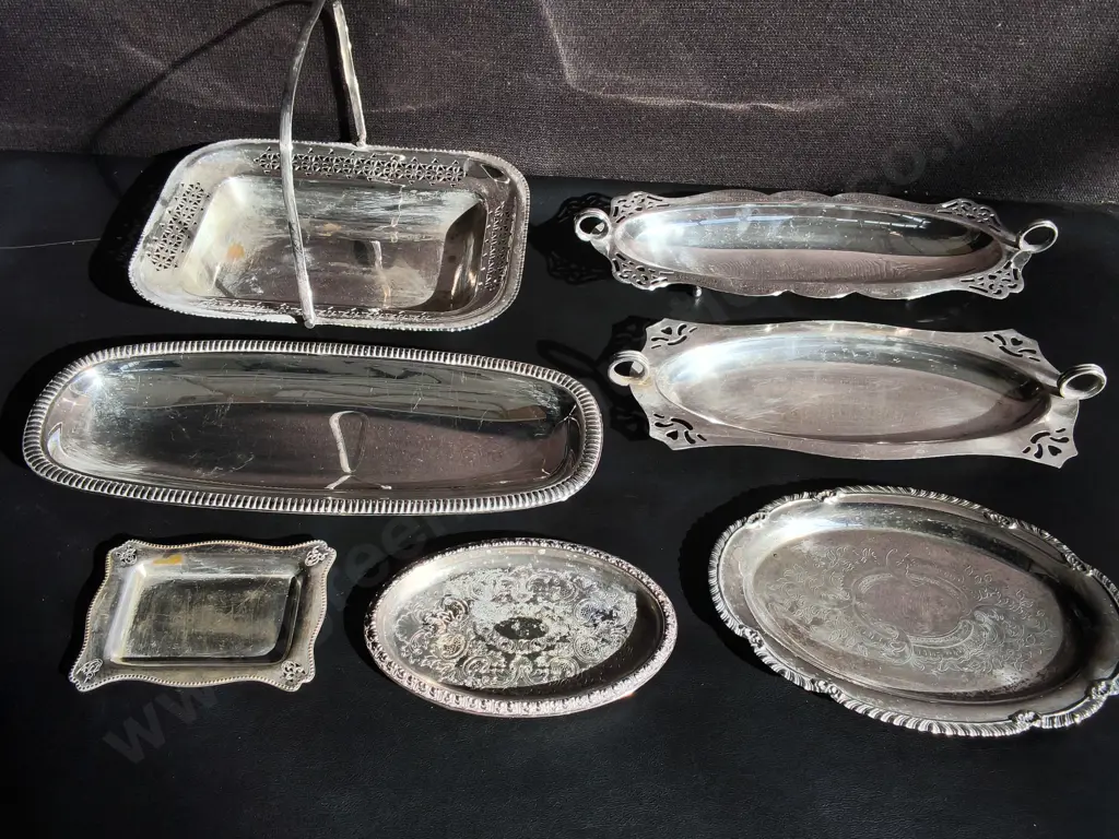 VINTAGE SILVER PLATED SERVING ITEMS, 7 TRAYS, PLATTERS AND BRIDE'S BASKET, WIDEST W 36 CM Image 1++