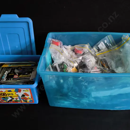 TUB OF LEGO ALONG WITH INSTRUCTION BOOKLETS