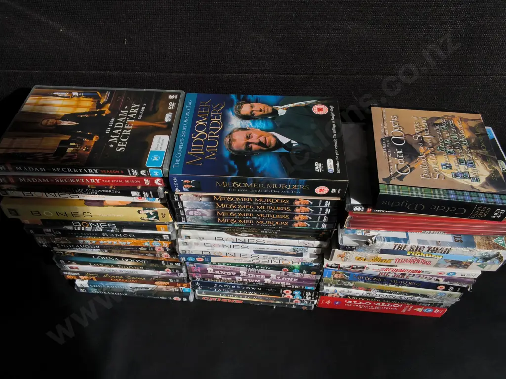 MIX OF DVDS Image 1++