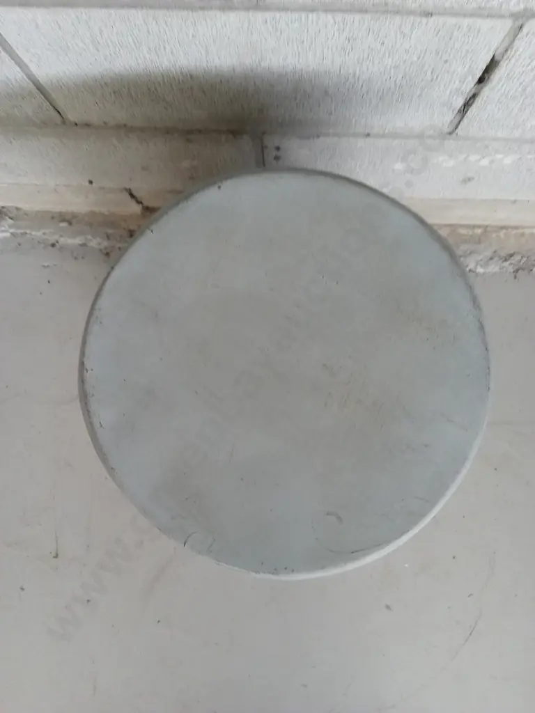 BRAND NEW DECORATIVE ROMAN COLUMN, 34CM DIAMETER Image 1++