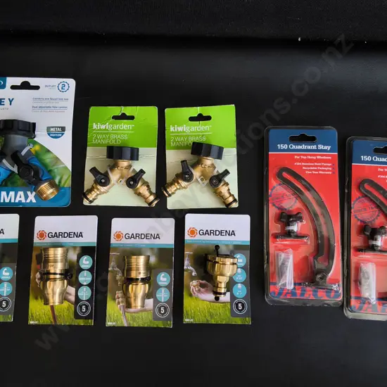 9 PIECES NRAND NEW GARDEN PRODUCTS