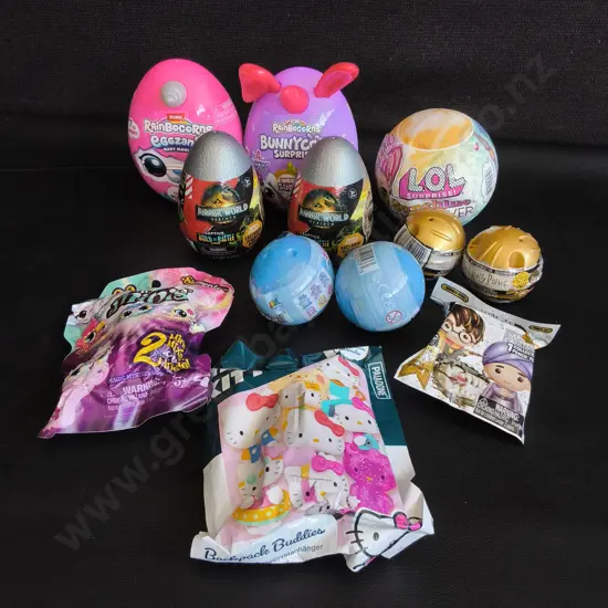 12 PIECES BRAND NEW TOYS