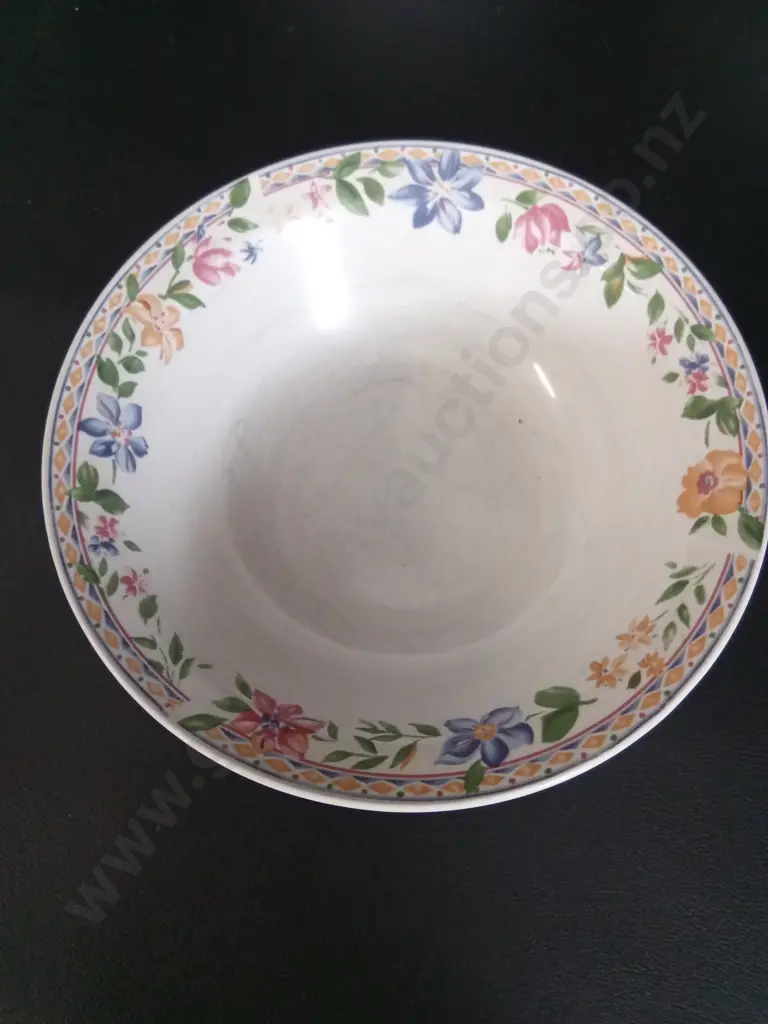 5 GLO-WHITE IRONSTONE ALFRED MEAKIN SAUCERS DIA 14CM AND 3 ALPINE SPRING BOWLS DIA 17CM Image 1++