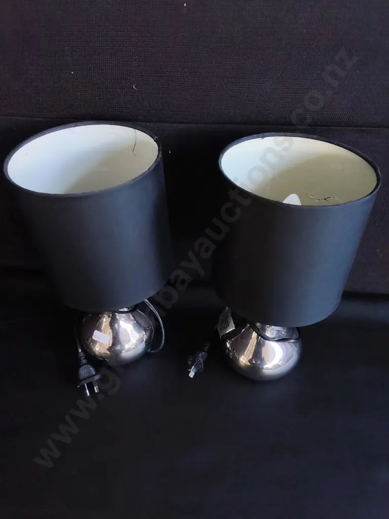 PAIR OF MODERN TOUCH BASE BEDSIDE LAMPS WITH METALLIC FINISH, H 33 CM, WORKING Image 1++