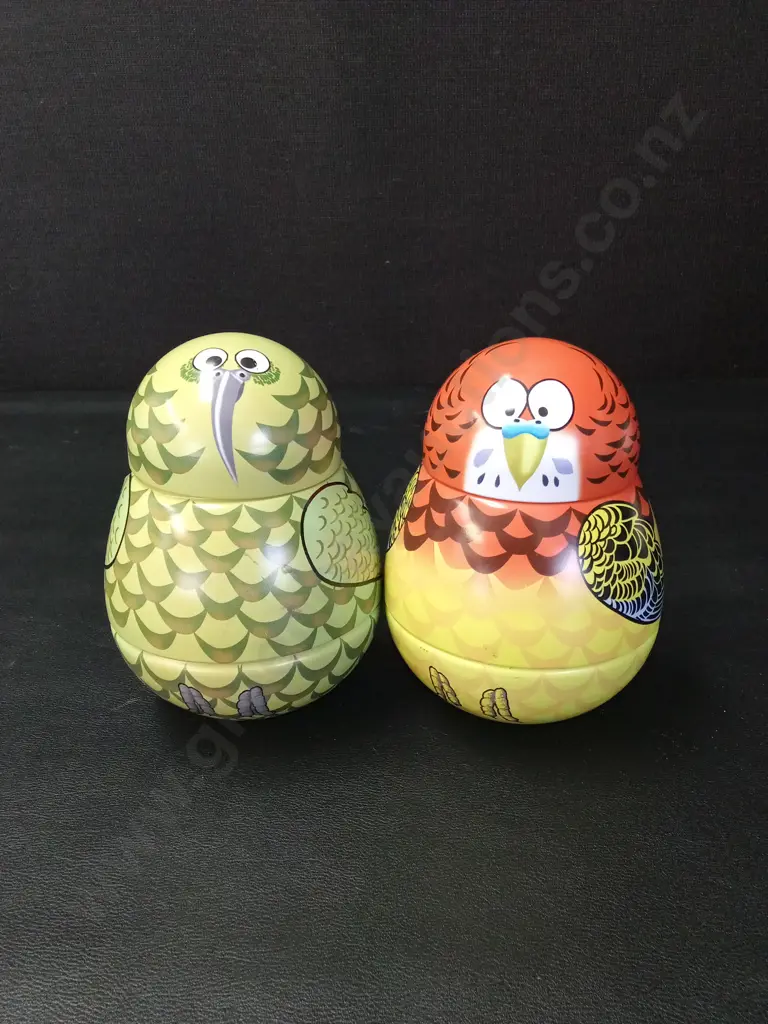 4 NEW ZEALAND PIGGY BANKS Image 1++