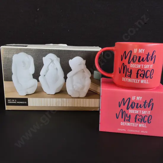 BRAND NEW SET OF 3 CERAMIC MONKEYS, AND CERAMIC MUG, PACKAGED