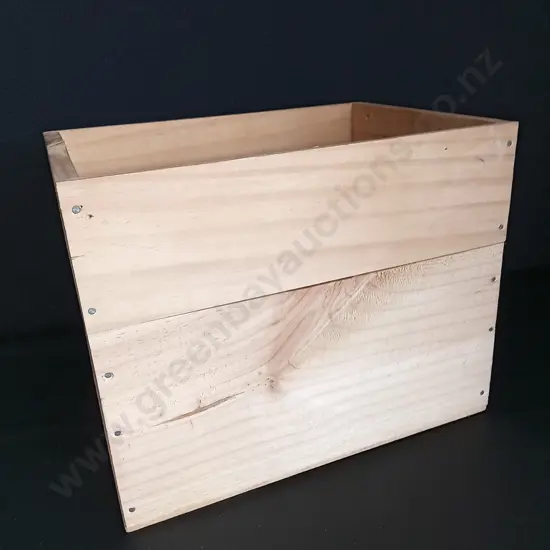 WOODEN WINE CRATE L41CM H32.5CM D29CM