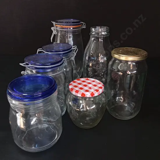 ASSORTED GLASS STORAGE ITEMS TALLEST H22CM