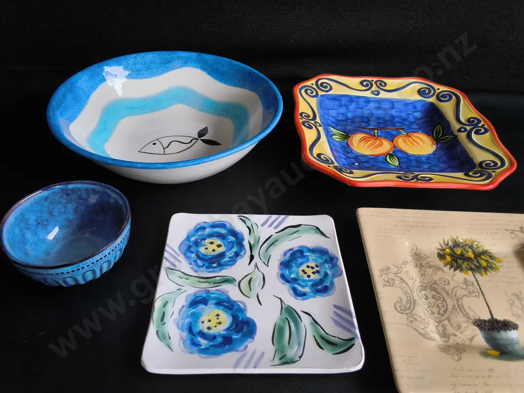 MIX OF CERAMIC PLATES AND BOWLS, WIDEST DIA 27 CM Image 1++