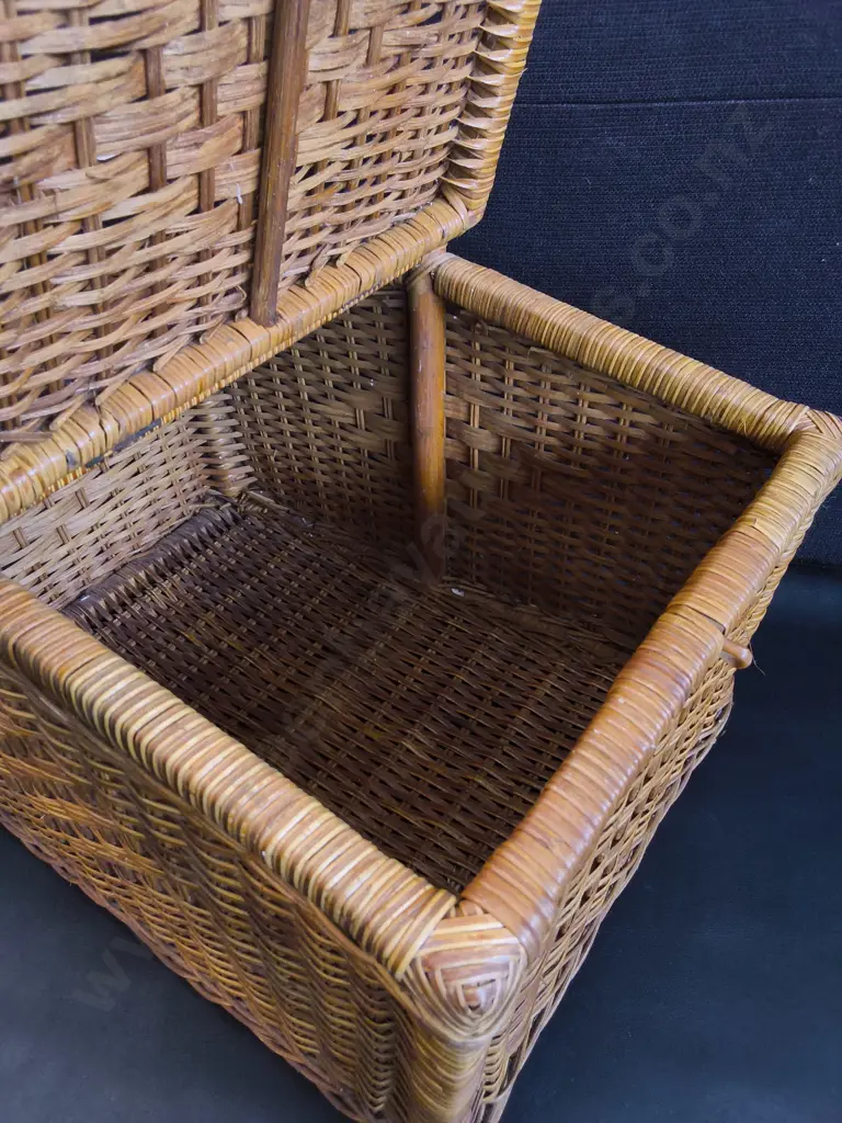 WICKER PICNIC BASKET, W 47 CM X H 36 CM Image 1++