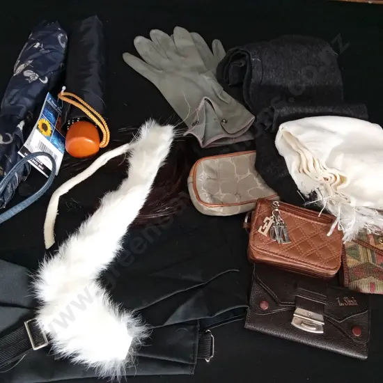 BAG OF ASSORTED ITEMS