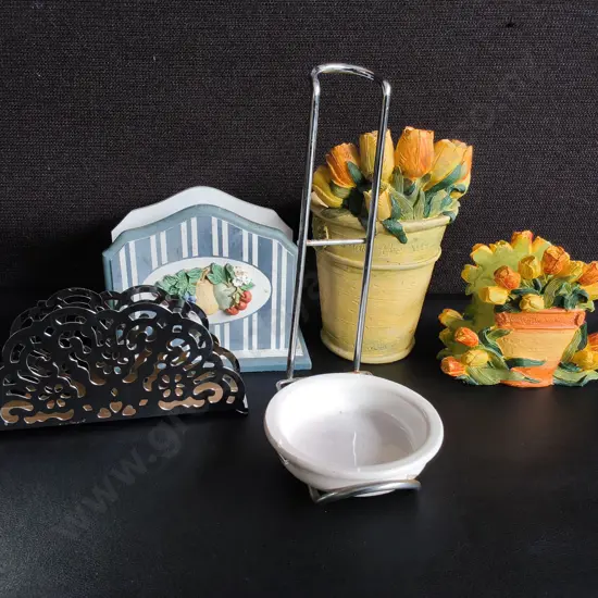 MIX OF KITCHENWARE, FLOWER POT, NAPKIN HOLDERS, AND LABLE STAND/ SPOON REST, TALLEST H 20 CM
