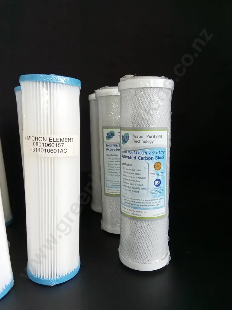 BOX OF WATER FILTER CARTRIDGES, ACTIVATED CARBON BLOCKS AND MORE Image 1++