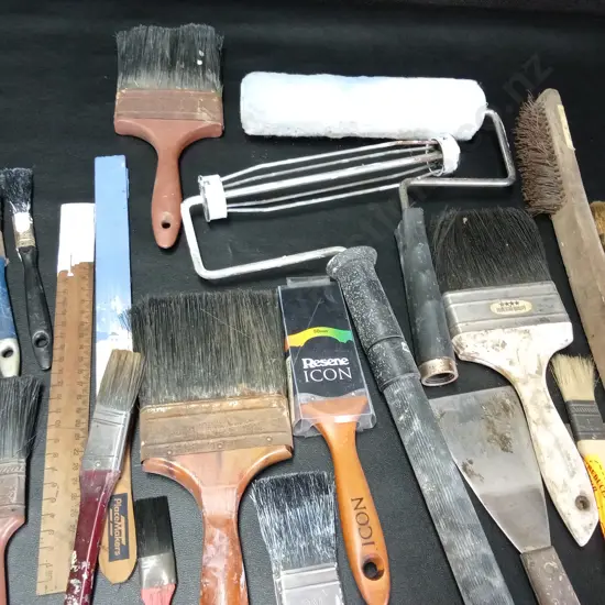 ASSORTED PAINTING TOOLS