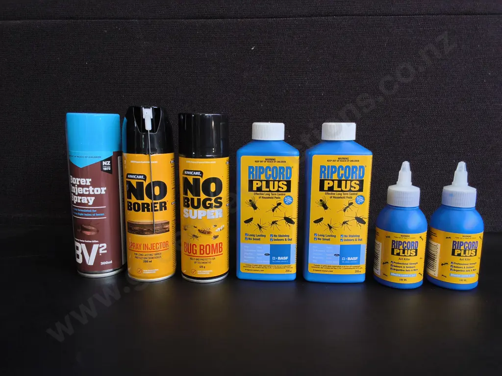 7 PIECES BRAND NEW PEST CONTROL PRODUCTS Image 1++