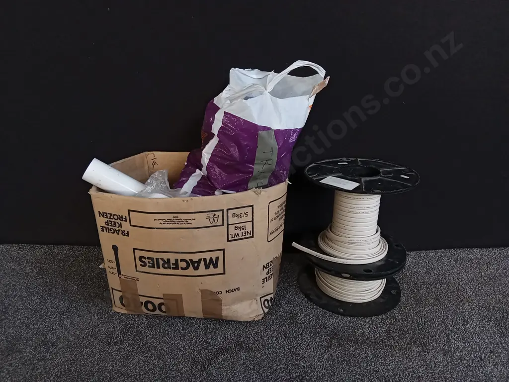 BOX OF PVC PARTS INCLUDING 2 WHEELS OF TPS CABLES Image 1++