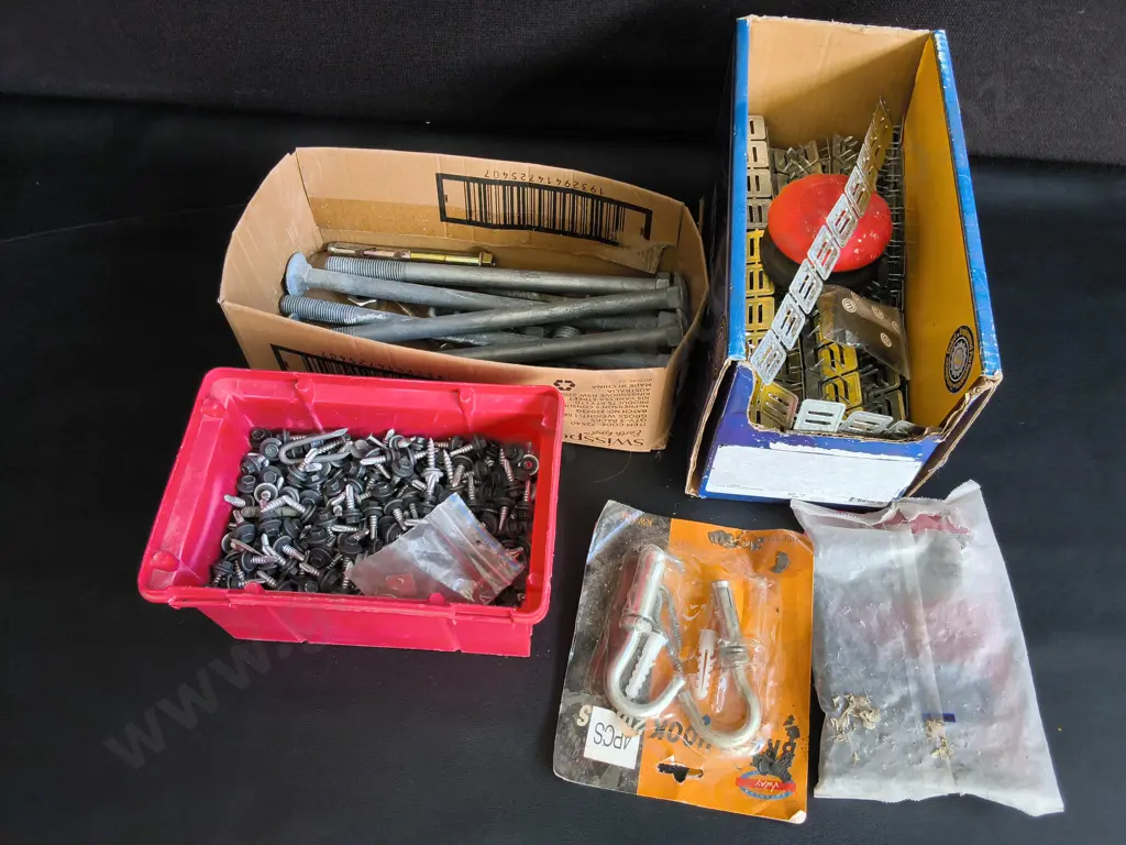 MIX OF HARDWARE Image 1++