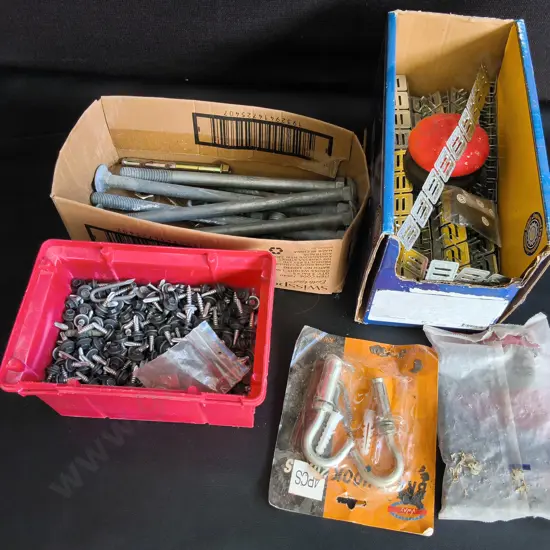 MIX OF HARDWARE