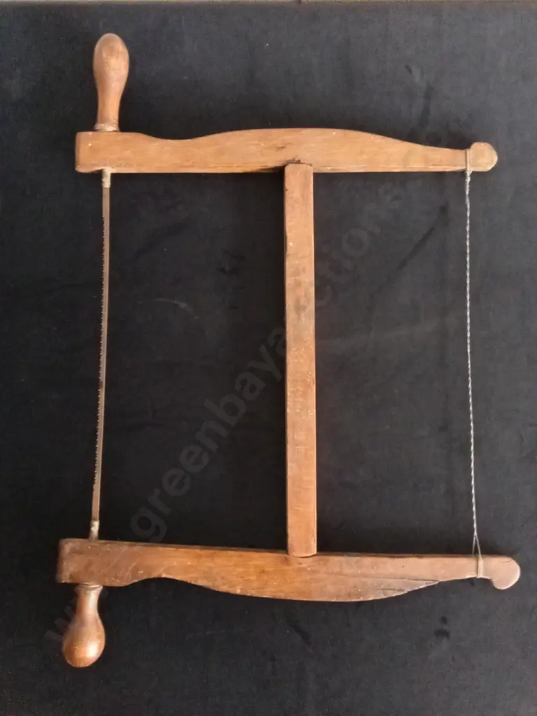 VINTAGE WOODEN TURNING SAW Image 1++