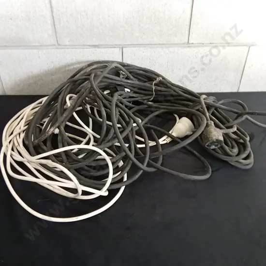 2X EXTENSION CORDS