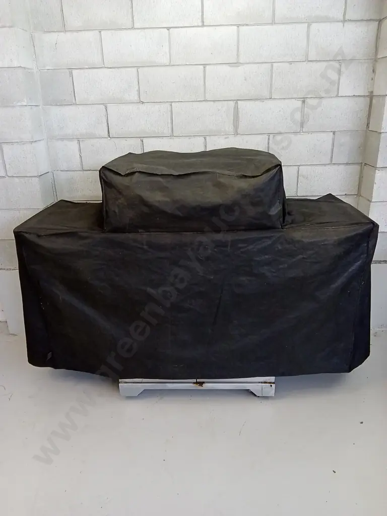 GASMATE QUANTUM 4415 WITH COVER, H 125CM X L 173CM X D 54CM Image 1++