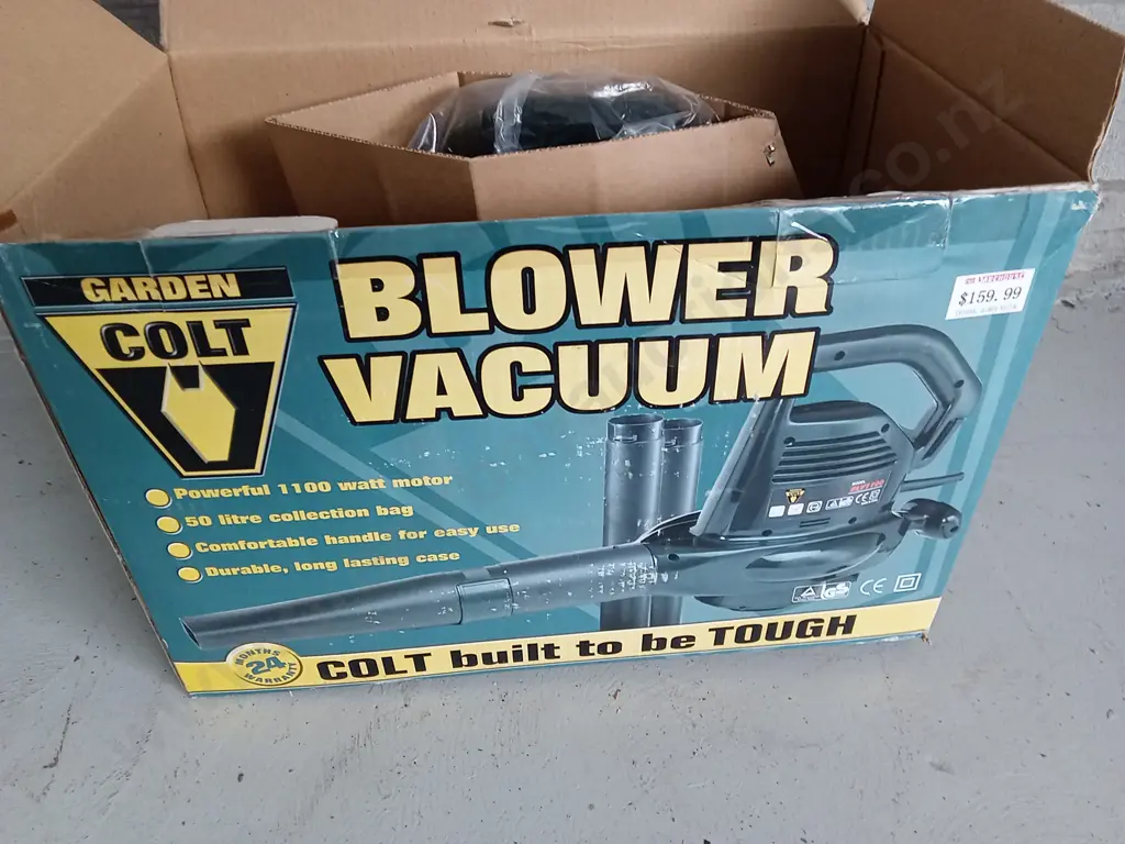 GARDEN COLT BLOWER VACUUM (STILL IN PLASTIC) UNTESTED. Image 1++