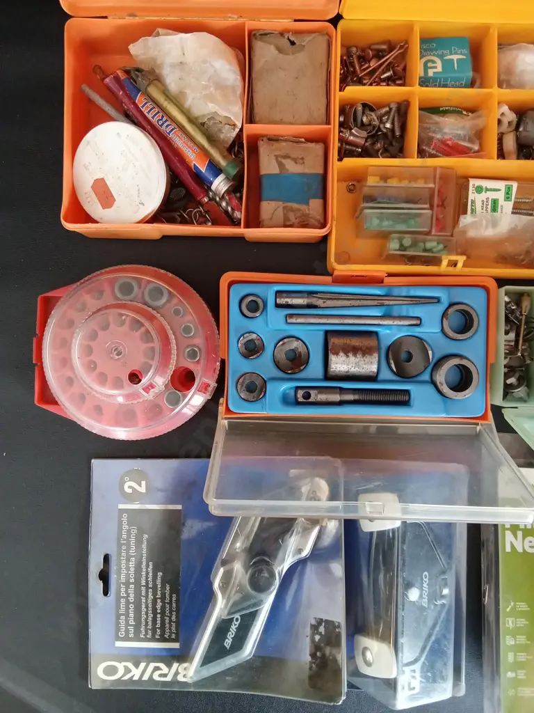 MIX OF TOOL PARTS AND PIECES Image 1++
